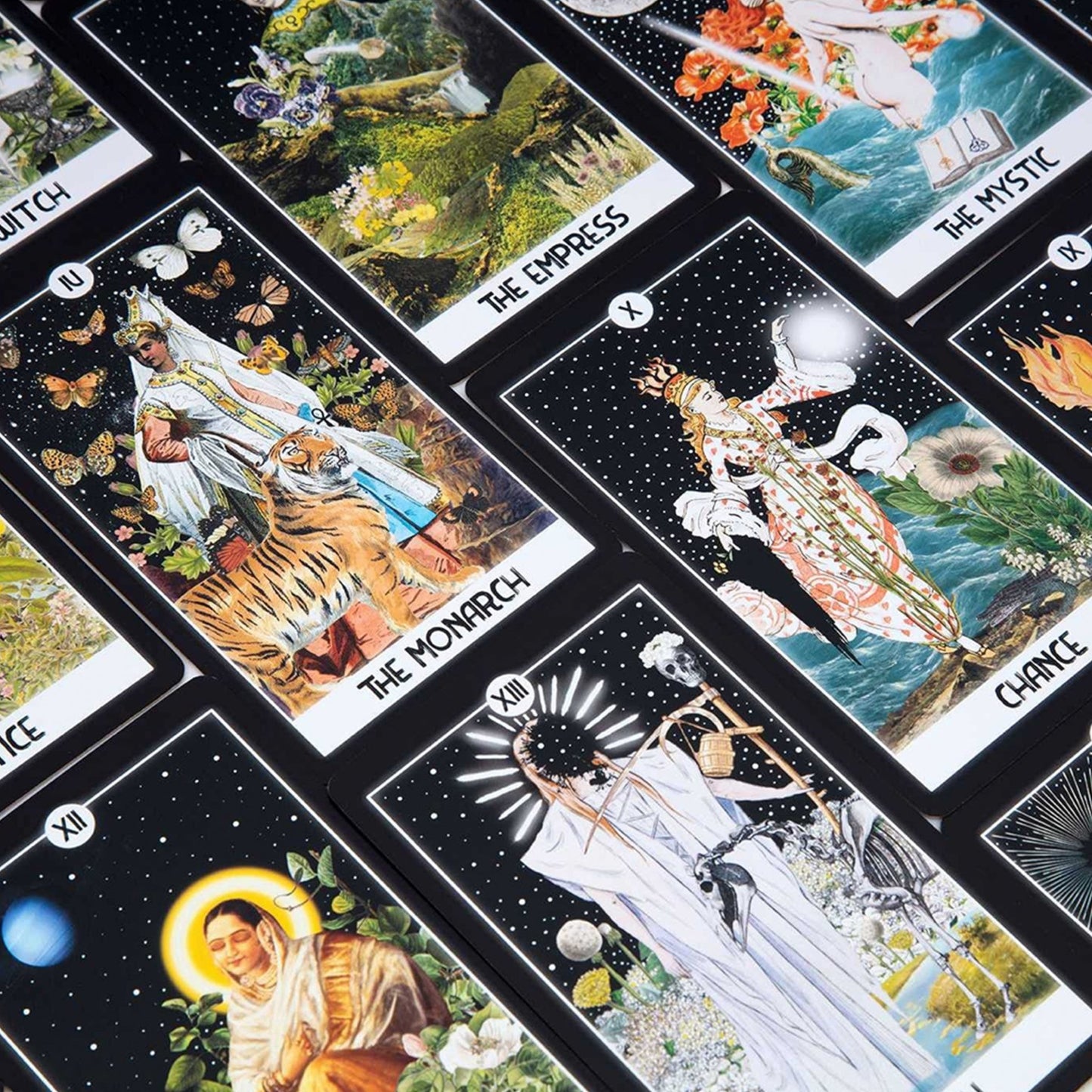 The Intuitive Night Goddess Tarot: Deck and Guidebook - Muse + Moonstone