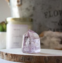 CRYSTAL HEALING – Choosing Your First Crystals - Muse + Moonstone