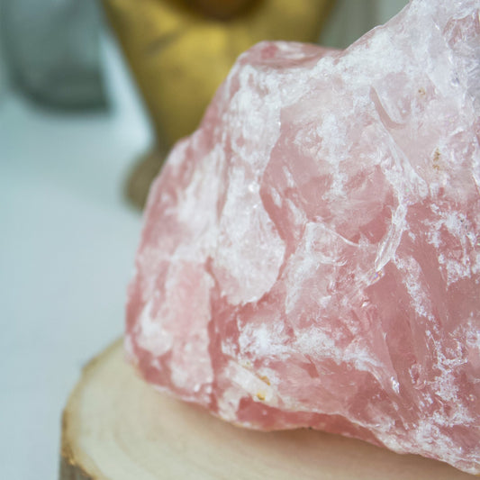 Manifestation: Using Crystals to Achieve Your Goals - Muse + Moonstone