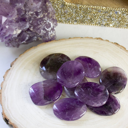 Amethyst - Mini Palm Stones - Muse + Moonstone