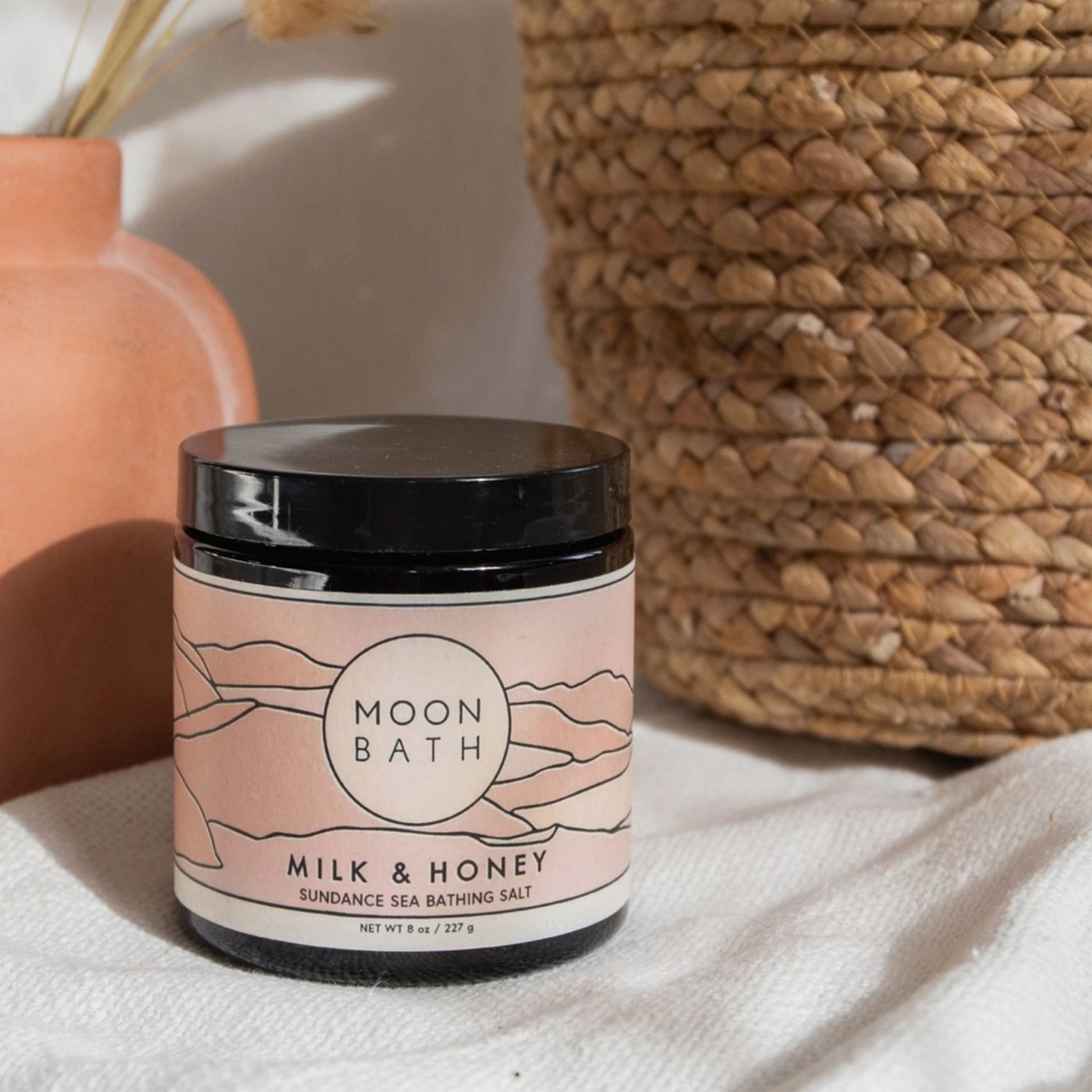 MILK & HONEY - Sundance Sea Bathing Salt | Moon Bath - Muse + Moonstone