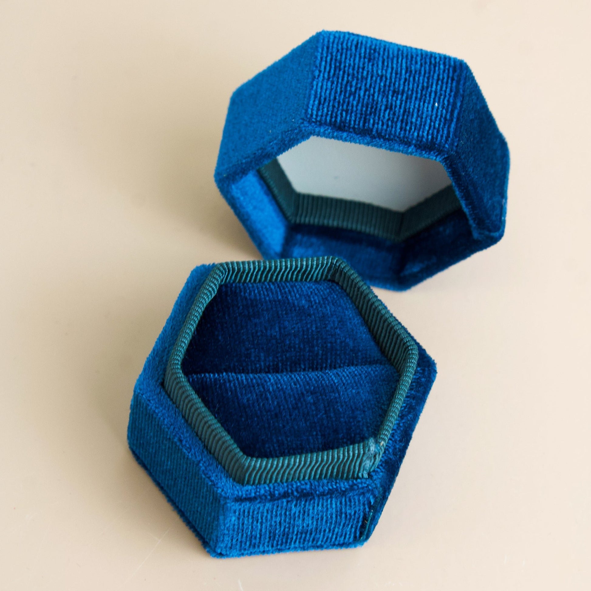 Velvet Hexagon Ring Box - Muse + Moonstone